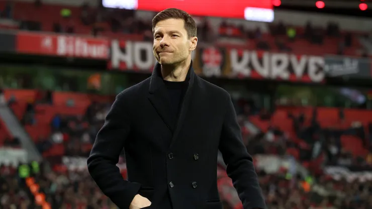 Xabi Alonso conduziu o Bayer Leverkusen a dois títulos na temporada passada. (Photo by Alexander Hassenstein/Getty Images)