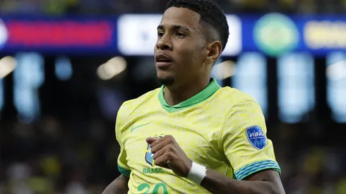 Manchester City surpreende e pode negociar o recém-contratado Savinho, da Seleção Brasileira. (Photo by Kevork Djansezian/Getty Images)