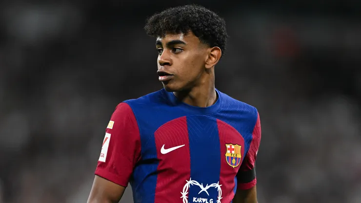 Lamine Yamal está fora de clássico (Foto: David Ramos/Getty Images)