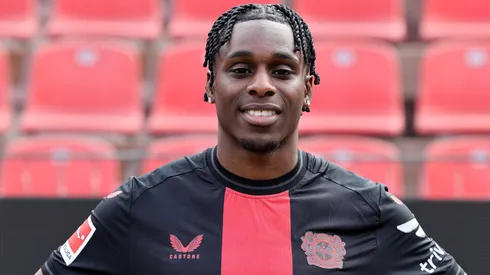 Frimpong resolve deixar o Bayer Leverkusen e tem conversas com gigante da Premier League.