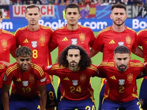 Torcedores espanhóis pedem Bola de Ouro para Rodri
