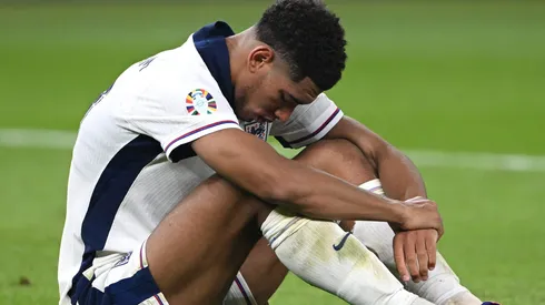 Bellingham causa desconforto no vestiário da Inglaterra após campanha da Adidas.