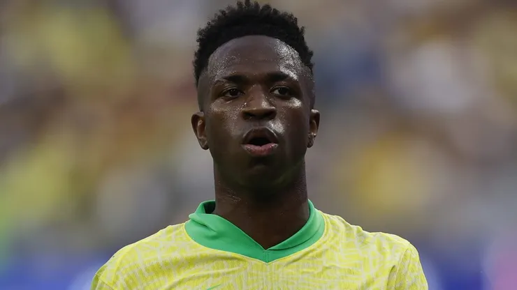 Vinicius Júnior é superado por campeão da Eurocopa na disputa da Bola de Ouro