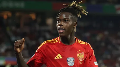 Nico Williams se irrita com o Barcelona e topa acordo com grande potência da Premier League. (Photo by Alex Grimm/Getty Images)