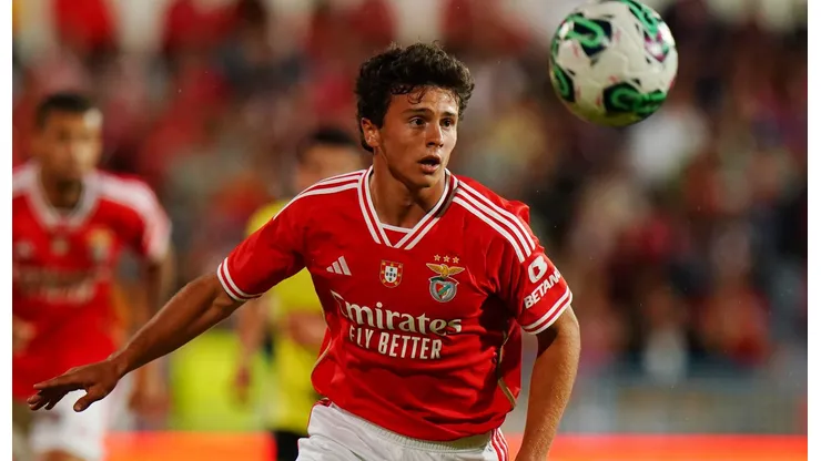 João Neves é apontado como grande promessa do futebol de Portugal.