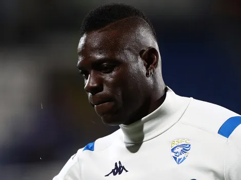 Corinthians: Balotelli tem mais cartões do que gols