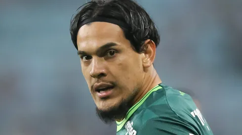 Gigante do Brasileirão surpreende e tenta tirar Gustavo Gómez do Palmeiras (Photo by Pedro H. Tesch/Getty Images)