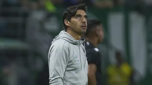 Abel Ferreira tem a decisão de vender outro jogador jovem do Palmeiras.