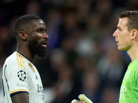 Real Madrid: Lunin negocia acordo com o Arsenal