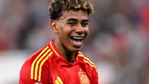 Lamine Yamal manda indireta para astro da Seleção Francesa após avanço da Espanha na Eurocopa. (Photo by Stu Forster/Getty Images)