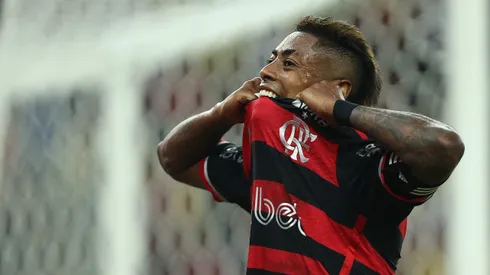 Bruno Henrique se machucou contra o Cuiabá. (Photo by Wagner Meier/Getty Images)