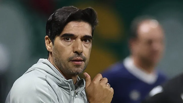 Abel Ferreira discursou para defender atacante do Palmeiras (Foto: Cesar Greco/Palmeiras/Divulgação)