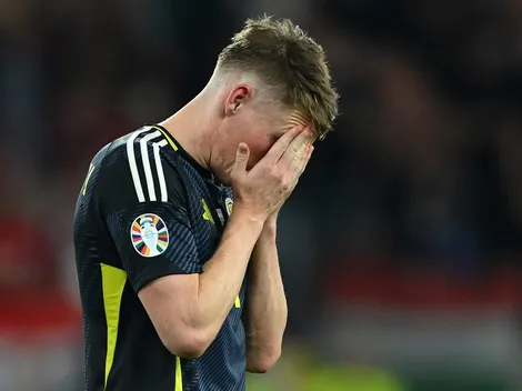 Jogador do Manchester United, revela episódio inusitado com estrela do futebol brasileiro