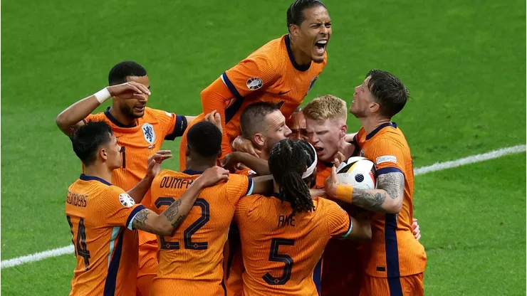 Eurocopa 2024: Holanda vira no final, vence a Turquia e avança para enfrentar a Inglaterra. (Photo by Lars Baron/Getty Images)