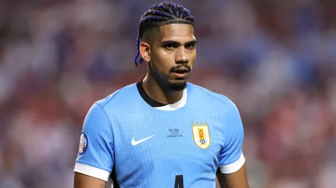 Ronald Araújo, zagueiro do Uruguai e do Barcelona.