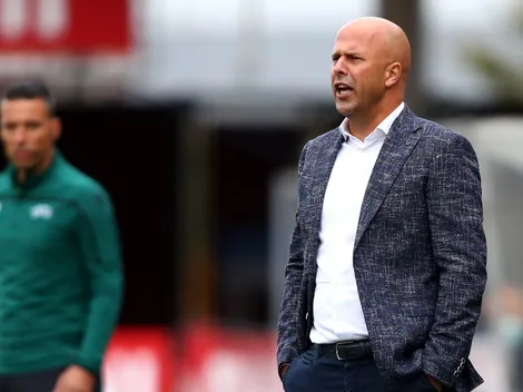 Liverpool: Arne Slot fala sobre formações e discorda da imprensa