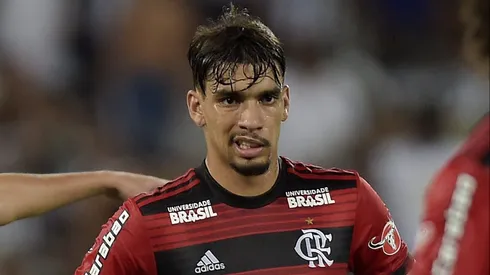 Lucas Paquetá negocia sua volta ao Flamengo.