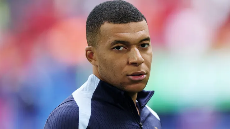 Mbappé (Photo by Carl Recine/Getty Images)