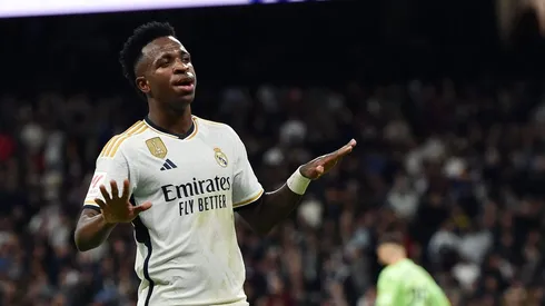 Vini Jr pede calma em jogo do Real Madrid. Foto: Denis Doyle/Getty Images