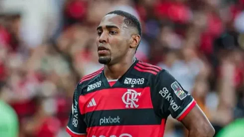 Lorran deve deixar time titular do Flamengo (Foto: Divulgação/Flamengo)