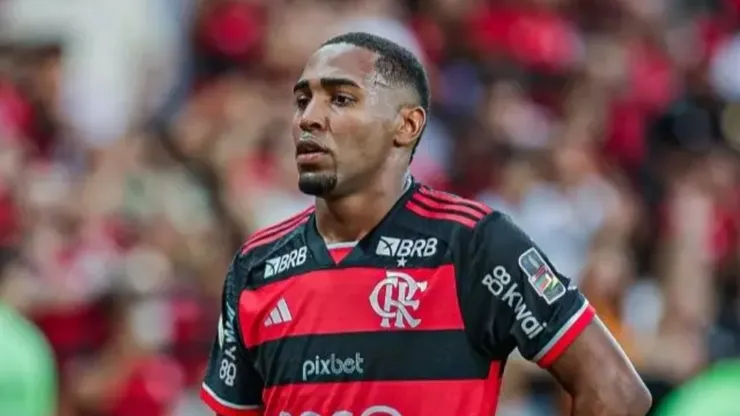 Lorran deve deixar time titular do Flamengo (Foto: Divulgação/Flamengo)