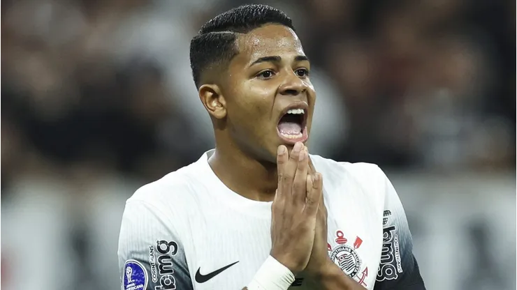 Corinthians e Porto podem fechar troca de jogadores envolvendo Wesley (Photo by Alexandre Schneider/Getty Images)