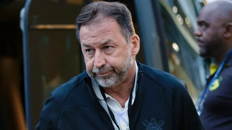 Augusto Melo, presidente do Corinthians durante chegada da equipe. Foto: Fabio Giannelli/AGIF