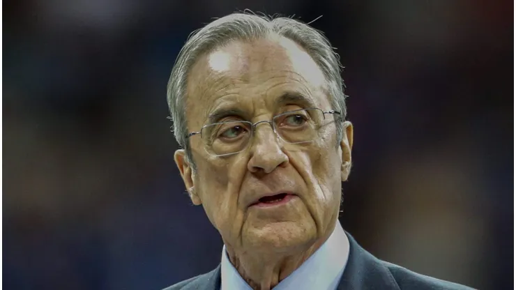 Florentino Pérez vai contra Ancelotti e anuncia preço para vender astro do Real Madrid.