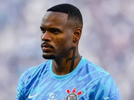 Carlos Miguel, ex-Corinthians, sofre gol com 20 segundos na Inglaterra