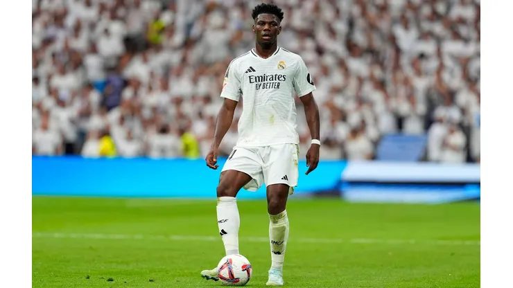 Tchouameni durante a partida entre Real Madrid e Valladolid pela La Liga, no dia 25 de agosto de 2024. (Newscom / Alamy Stock Photo)