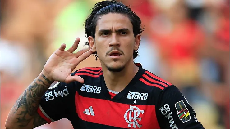 Clube do exterior prepara oferta de R$ 214 milhões para tirar Pedro do Flamengo (Photo by Buda Mendes/Getty Images)