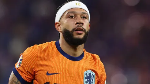 Alvo do Flamengo, Memphis Depay aceita vestir verde e branco em negócio com desfecho imediato. (Photo by Richard Pelham/Getty Images)