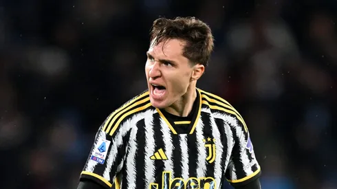 Liverpool tem o sim de Chiesa e abre conversas com atacante do Bayern de Munique.