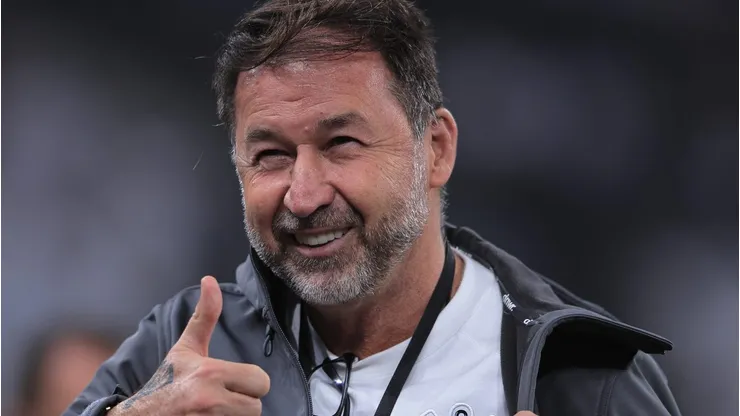 Atacante com 16 gols no futebol brasileiro é liberado para jogar no Corinthians de Augusto Melo. Foto: Ettore Chiereguini/AGIF