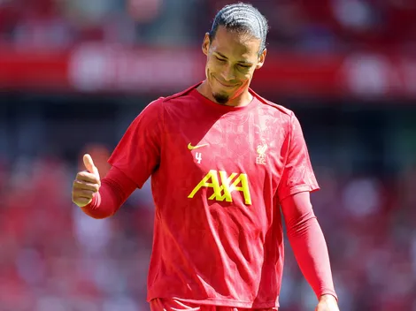 Van Dijk alcança 100 jogos pelo Liverpool em Anfield na Premier League