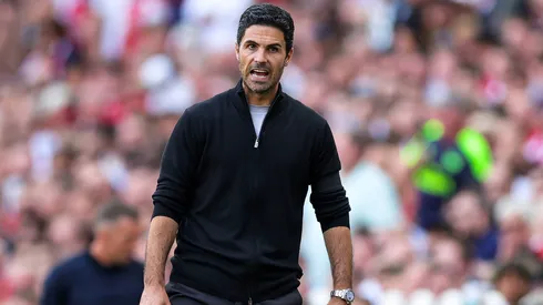 Mikel Arteta em partida pelo Arsenal