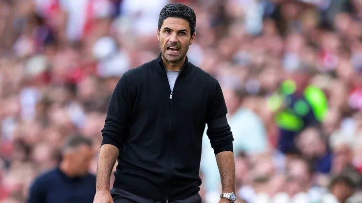 Mikel Arteta em partida pelo Arsenal