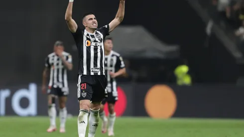Battaglia comemora o gol do Atlético-MG no duelo contra o San Lorenzo pela Libertadores, no dia 20 de agosto de 2024. (Associated Press / Alamy Stock Photo)