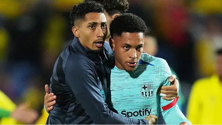 Depois de Vitor Roque, Barcelona acerta saída de mais um jogador do time de Flick.
