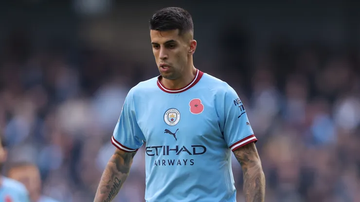 João Cancelo está de saída para o futebol árabe (Foto: Alex Livesey/Getty Images)