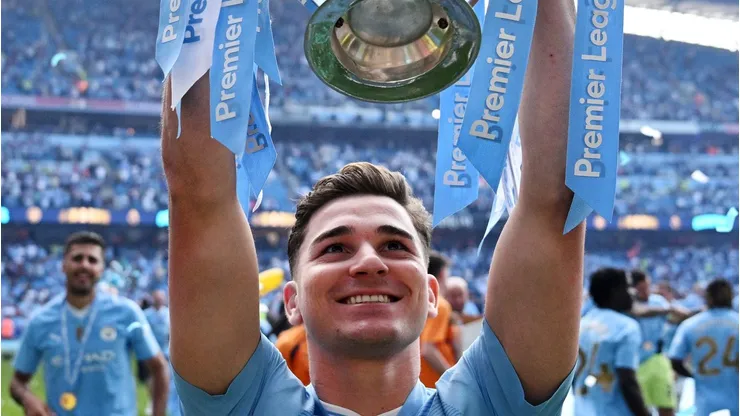 Manchester City recebe sinal verde para contratar substituto de Julián Álvarez.(Photo by Justin Setterfield/Getty Images)