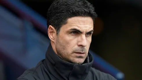Arteta encaminha acerto de atacante do Arsenal para rival no futebol europeu.