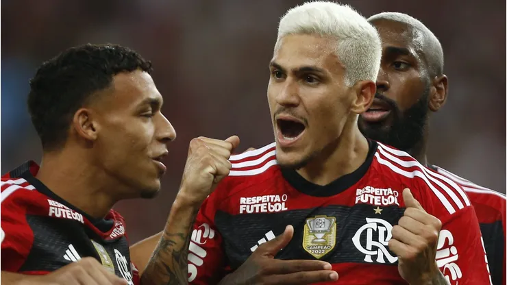 Flamengo aceita negócio de última hora envolvendo saída de multicampeão para a Premier League.(Photo by Wagner Meier/Getty Images)