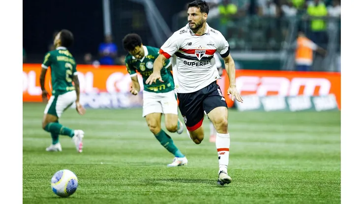 Calleri em ação no clássico entre Palmeiras e São Paulo pelo Brasileirão, no dia 18 de agosto de 2024. (Associated Press / Alamy Stock Photo)
