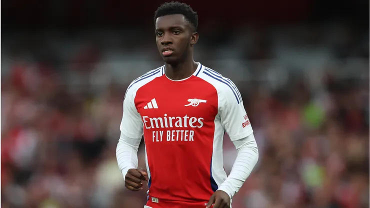 Nketiah em partida pelo Arsenal