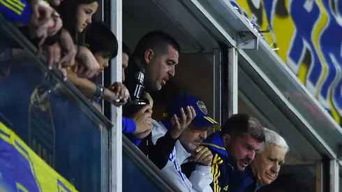 O Boca Juniors está intensificando seus preparativos para o próximo Mundial de Clubes, com Juan Román Riquelme à frente do planejamento estratégico. (Foto: Marcelo Endelli/Getty Images)
