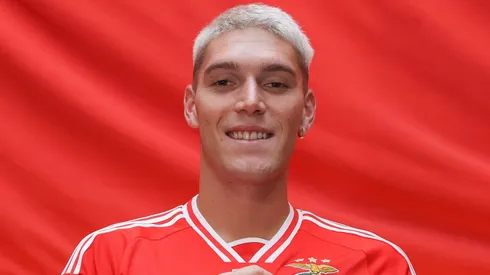 Rollheiser quer disputar o Brasileirão e pode pintar em rival do Corinthians. (Foto: Divulgação/SL Benfica)
