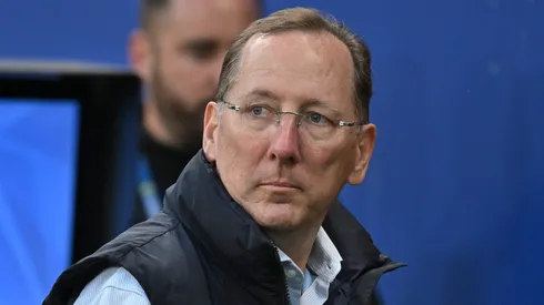 John Textor definiu valor milionário por craque desejado no PSG.