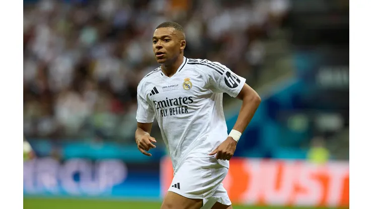 Mbappé em ação na decisão da Supercopa da UEFA, entre Real Madrid e Atalanta, no dia 14 de agosto de 2024. (Sipa US / Alamy Stock Photo)