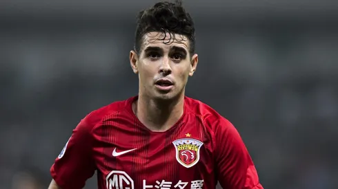 Oscar deixa o Flamengo de lado e prioriza acerto com outro clube (Photo by Di Yin/Getty Images)